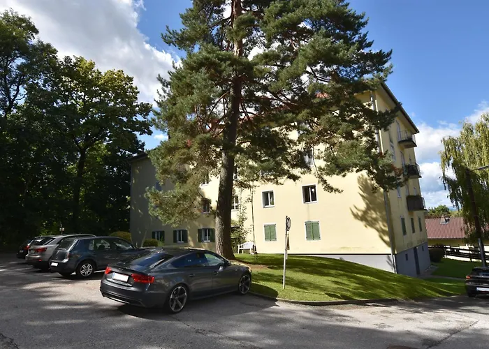 Ein Traum Im Leechwald Naehe Lkh شقة غراتس